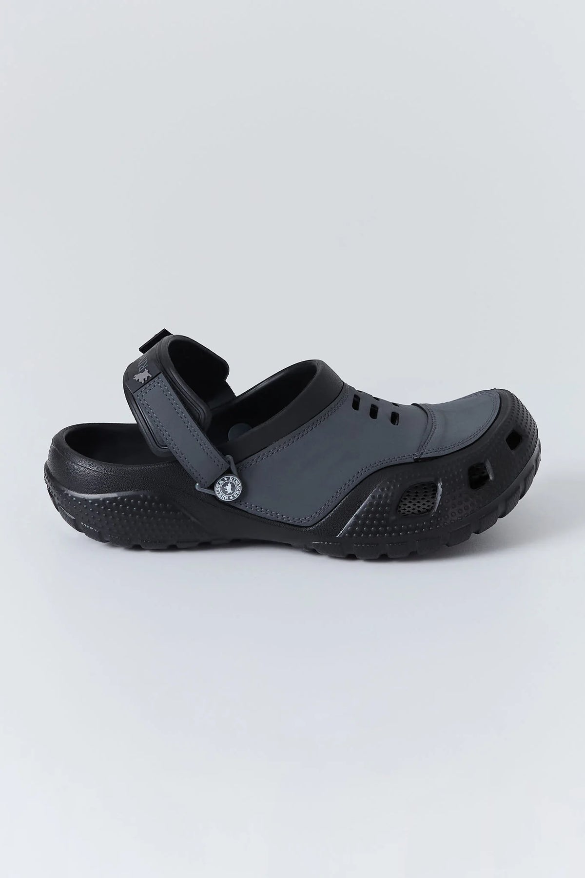 Salty - Charcoal / Black