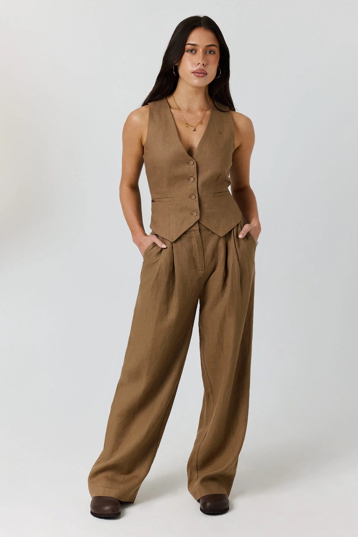 Carly women’s Linen Tailored Pant - Caramel