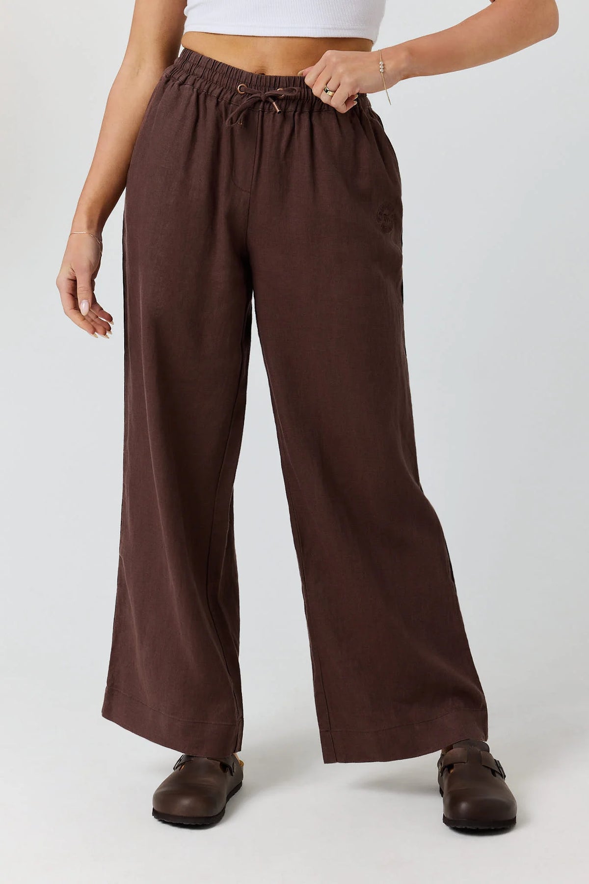 Hattie Women’s Linen Drawstring Pant - Chocolate