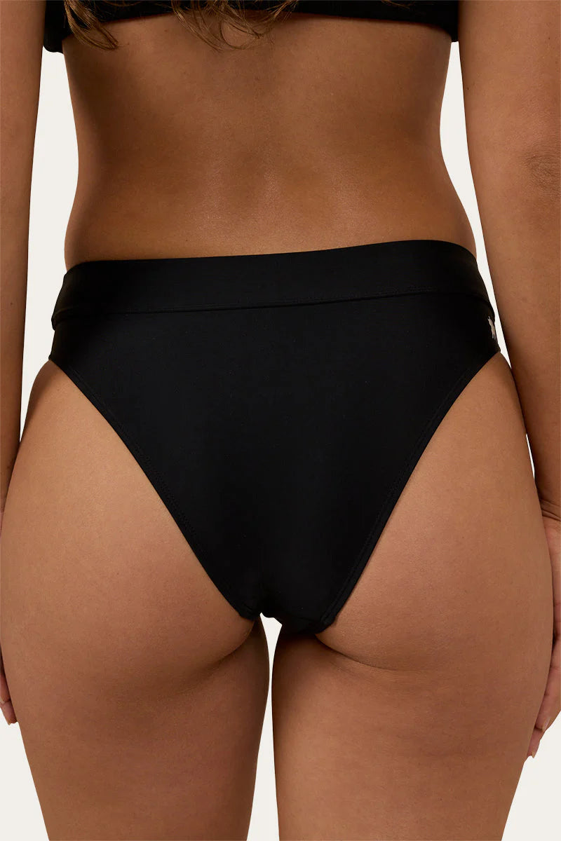 Signature Bull Women’s High Waist Bikini Bottom Black